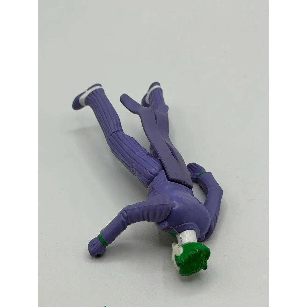 Vintage 1984 Kenner DC Super Powers Joker Action Figure with Mallet Accessory - Picture 14 of 17